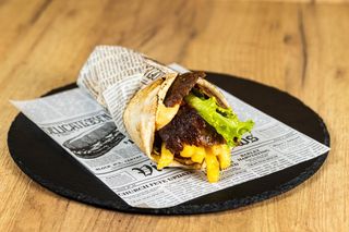 Shaorma vita-curcan mare + doza pepsi