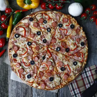 Pizza Casei mare Ø 32cm