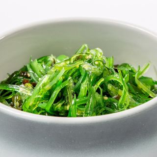 17. Goma wakame