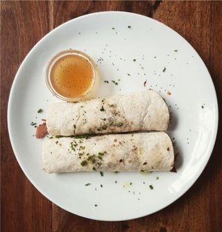 Rollos De Pato Lacado