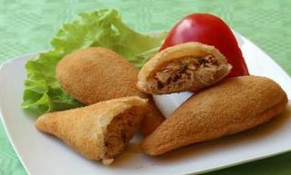 1 cx com 6 coxinhas de frango