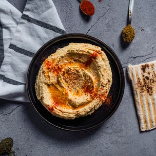 Hummus cu Boia si Ulei de Masline