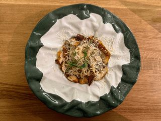 Паста з куркою та печерицями (300g)