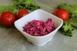 Свекольный салат с сыром