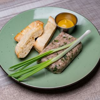 Мужужи (Холодець по-грузинськи) (320г)