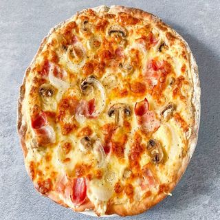 14. Pizza Carbonara