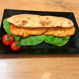 Sendvič sa bečkom šniclom