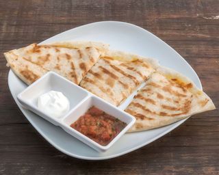 Quesadilla carne picada