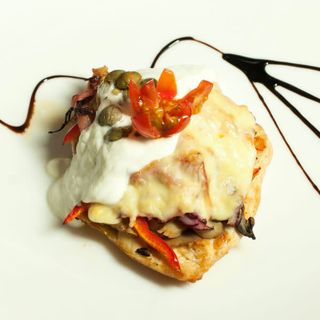 Piept de curcan cu nuci si gorgonzola