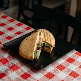 CAMPERO PORCHETTA ITALIANA.