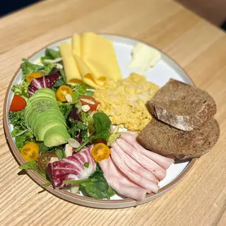 Big Breakfast