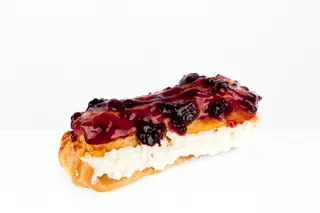 Éclair Frutos Vermelhos G