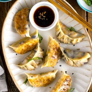 Gyozas cerdo y verduras (6 pcs)
