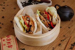 Bułeczki Bao z kurczakiem (2 szt)