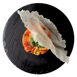 Salmon Tartar (picant) (220 g)