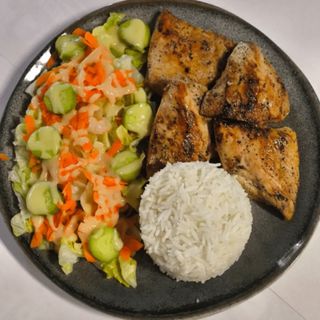 Пилешко филе с жасминов ориз