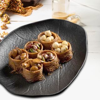 Melek Taci baklava sa pistacijama