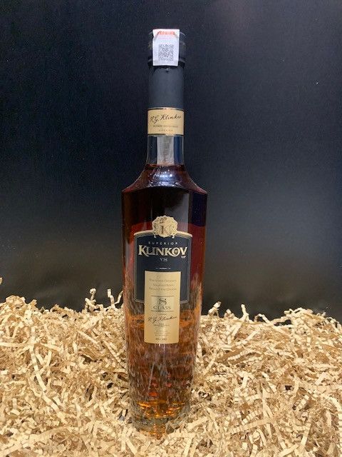 КОНЬЯКИ ТА БРЕНДІ