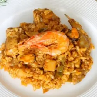 Paella Mixta (1/2 Raciòn)