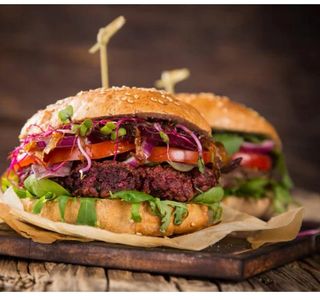 Hamburger vitello completo