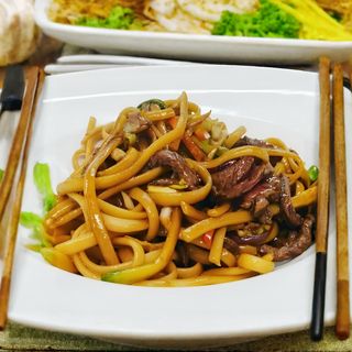 Tallarines Con Ternera