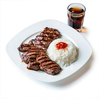 Menú Arroz Con Carne Y Bebida