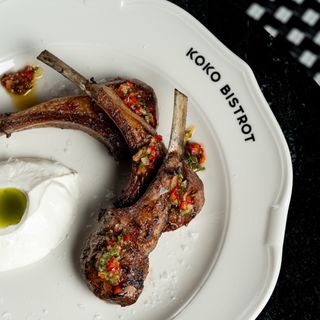 Cotlete de miel Noua Zeelanda cu iaurt aromatizat și chimichurri 300 gr