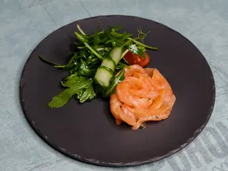 Форель малосольна (50g)