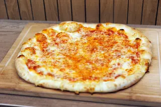 2x Pizza Margherita 42cm + Gratis pizza 42cm