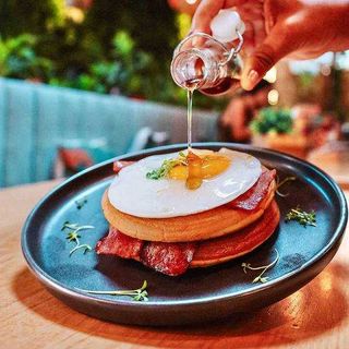 Panquecas Bacon & Egg