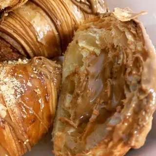 Croissant Box