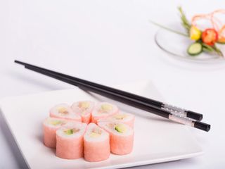 Spring Roll Atún Cocido y Aguacate