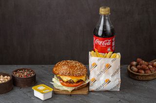 Menu Cheese Burger beef