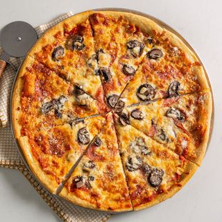 Pizza Siciliana de 29 Centímetros