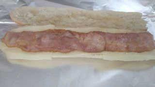 Bocadillo Bacon y Queso