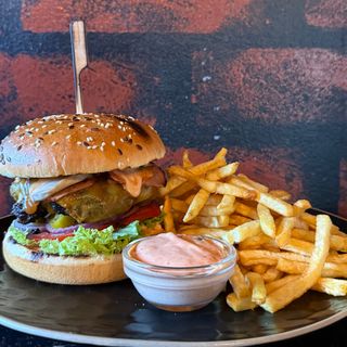 Meniu Spicy Cheese Burger