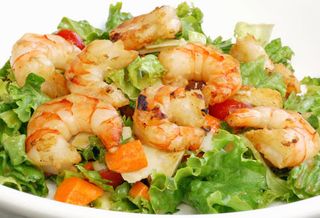 12- Ensalada Con Gambas