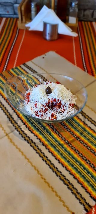 Шопска салата (400г)