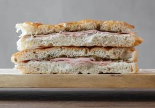 Focaccia la mortassa