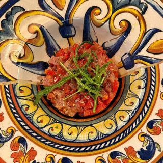 Tartare con tonno