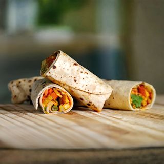 Бурито ЕЛ БАНДИДО (свинско) (пикантно)