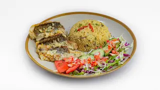 Filete de Pescado con Mojo de Ajo