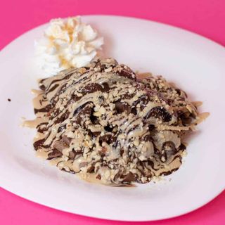 Palačinke Snickers-pasta