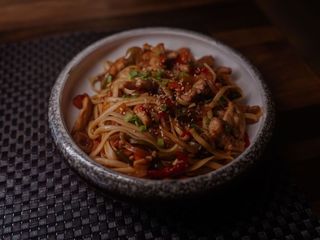 Локшина з куркою (250g)