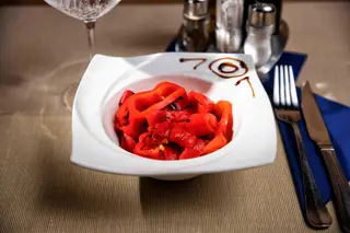 Salată de gogoșari murați