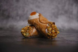 Cannolo al pistacchio