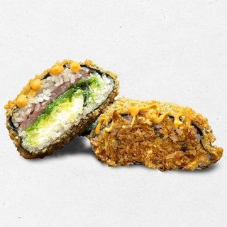 Burger z tuńczykiem