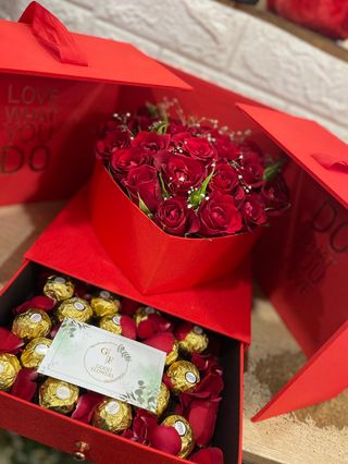 Box des fleurs et chocolat Royal 