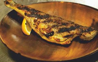 Печен лаврак на скара (100г)