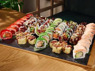 ZESTAW MOON PARTY (68 szt.)